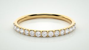 "רובי" טבעת יהלומים חצי איטרניטי משובצת יהלומים עגולים במשקל 0.20 קראט
