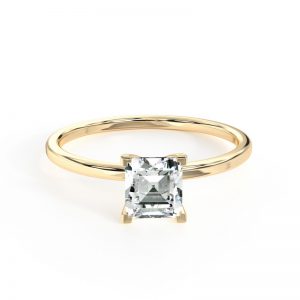 טבעת אירוסין "ג'יאנה" טבעת סוליטר משובצת יהלום פרינסס 1.00 קראט
