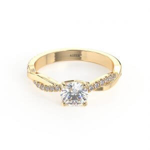 טבעת אירוסין "ג׳ייני"  קלאסית משובצת יהלום 1.00 קראט