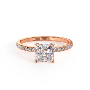 טבעת אירוסין "היילי" קלאסית משובצת יהלום פרינסס 1.00 קראט