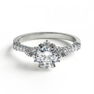 טבעת אירוסין "קרין" מיוחדת ויוקרתית בעיצוב לבבות 1.00 קראט
